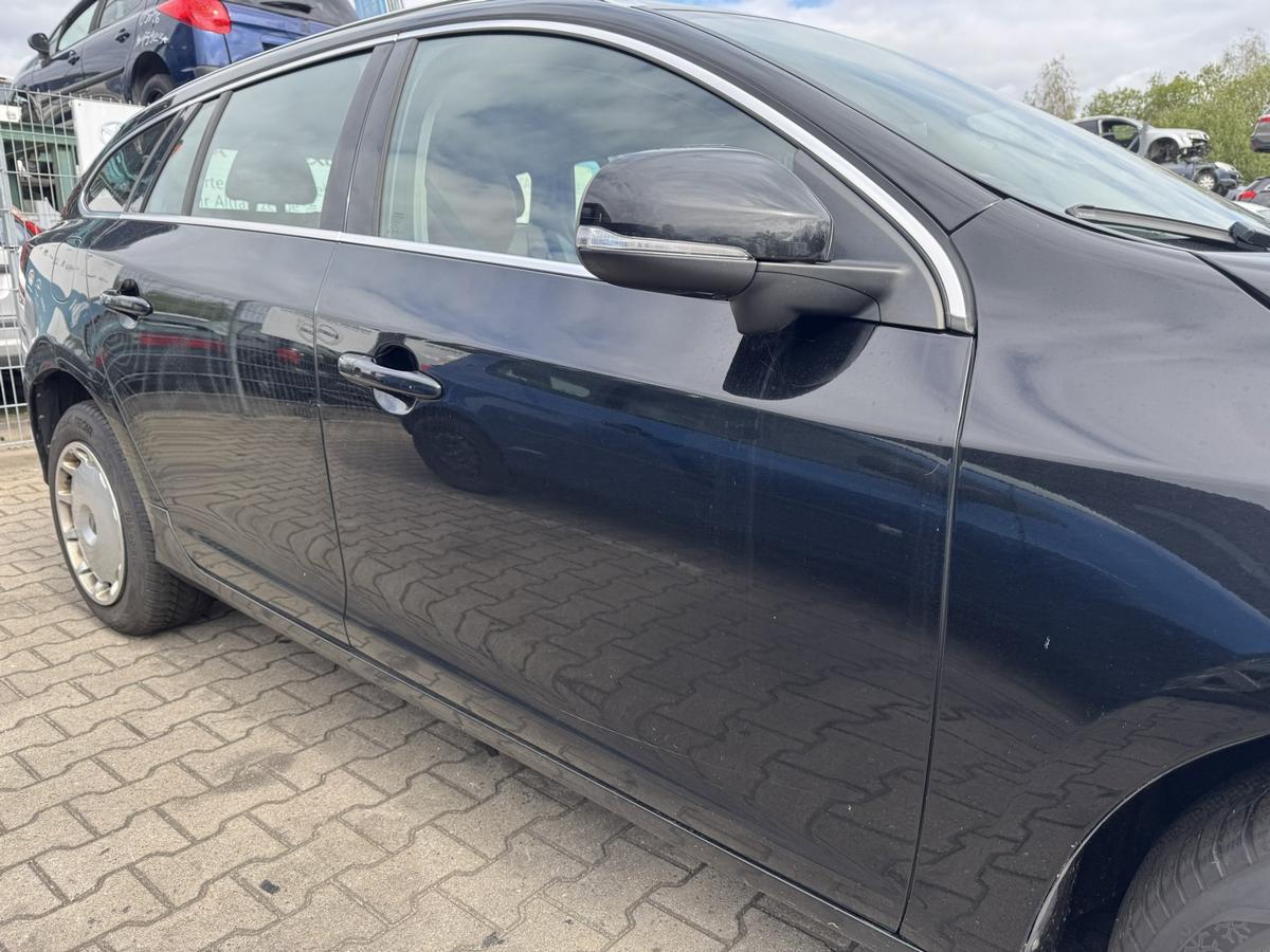 Volvo V60 original T&uuml;r vorn rechts 01900 Black Stone Rohbau Bj.2011